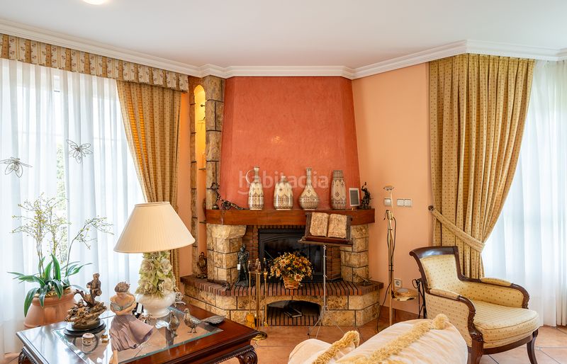 Foto 21a329b7-7330-4082-b5b8-73d1f8a3e850. Xalet amb xemeneia calefacció aparcament piscina a Oleiros