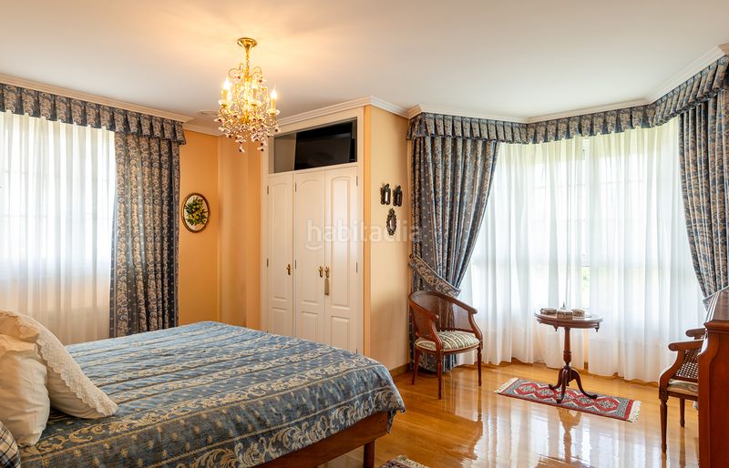 Foto 336ee248-009e-4d77-b22c-e8f0c985aea6. Xalet amb xemeneia calefacció aparcament piscina a Oleiros