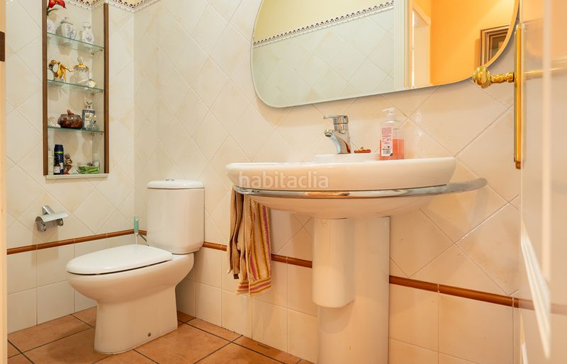 Foto 41d4743d-35f1-4c0b-91e1-9e1c66617eca. Xalet amb xemeneia calefacció aparcament piscina a Oleiros