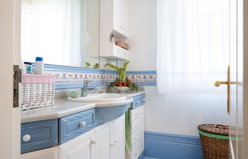 Foto 45ec3e7d-6527-4956-82ba-143596519381. Xalet amb xemeneia calefacció aparcament piscina a Oleiros