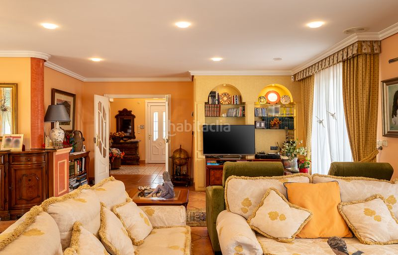 Foto 882a32aa-4c0f-4844-95d0-c16793dd5a4a. Xalet amb xemeneia calefacció aparcament piscina a Oleiros