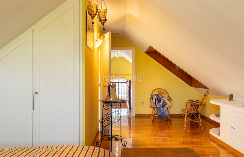 Foto 8a3510fb-86c0-4545-ad68-b829379d8328. Xalet amb xemeneia calefacció aparcament piscina a Oleiros