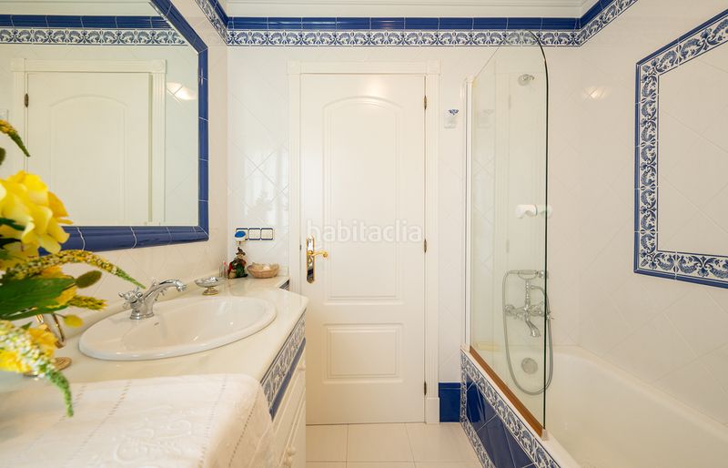 Foto 91e78ad4-062f-4a01-be37-06db6eaec6ba. Xalet amb xemeneia calefacció aparcament piscina a Oleiros