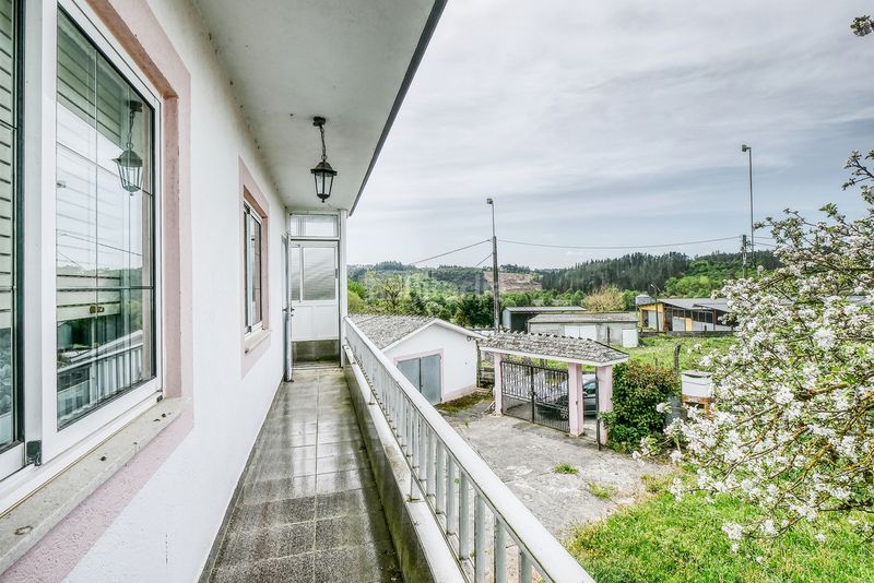 Foto a3280141-0a1d-426d-b734-209dc972d874. Casa a lugar cacabelos 19 a Baralla