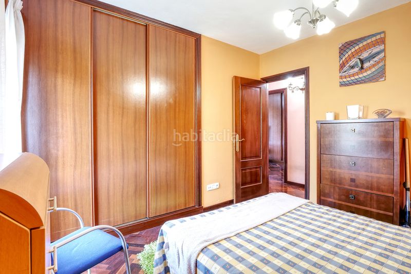 Foto 2f4667df-655e-4371-85a9-ec3b58706403. Semi detached house in rúa antonio casares rodríguez 33 in Coruña (A)