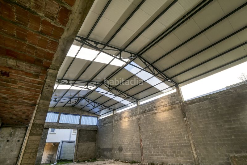 Foto 90bdfe2c-7c1b-4a37-a523-d4669129be33. Nau industrial a Miño