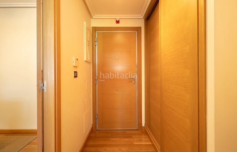 Foto a69fb7a7-46b7-4076-b326-b652d4bfa23f. Pis a rúa fraternidade 4 a Vioño Coruña (A)