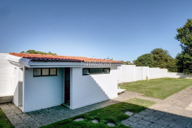 Foto 0fdd7bae-bd5c-4ee5-9b4f-3c0a7938839a. Chalet con camino riscaldamento parcheggio piscina in Sada