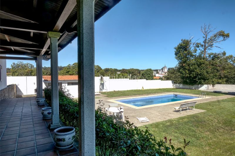 Foto 1c4f88cb-7d69-41d6-8dea-81afe9efe0be. Chalet con camino riscaldamento parcheggio piscina in Sada