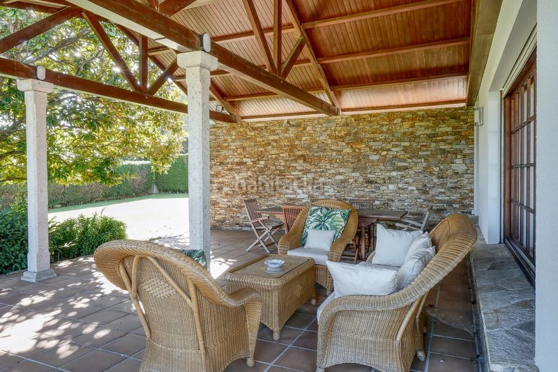 Foto 8e9e45a3-36ad-4faa-8000-88c52724474c. Chalet con camino riscaldamento parcheggio piscina in Sada
