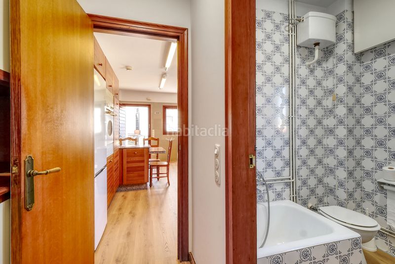 Foto a12cfc26-78ad-4a3d-a8de-f185a56fd288. Chalet con camino riscaldamento parcheggio piscina in Sada