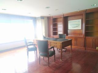 Appartement en Ensanche. Linares rivas. 196 metros utiles con garaje y trastero