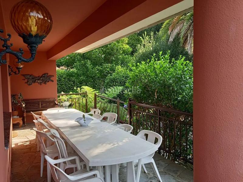 Foto f14763bb-b8a8-416f-ab19-f557693b77e7. Casa amb calefacció a Bergondo