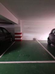 Miete Autoparkplatz in Cuatro Caminos - Plaza de la Cubela. Se alquila plaza de garaje en cuatro  caminos