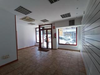 Lloguer Local Comercial a Someso - Matogrande. Local comercial en matogrande