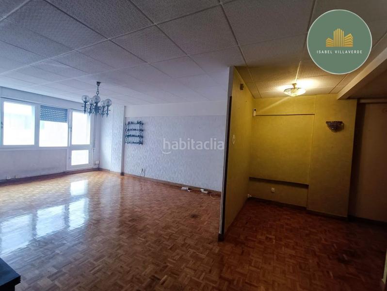 Foto 495dcb7f-296a-46d8-95b6-223e0c986fb1. Piso rebajado! piso en venta a pocos metros de la plaza de pontevedra en Coruña (A)