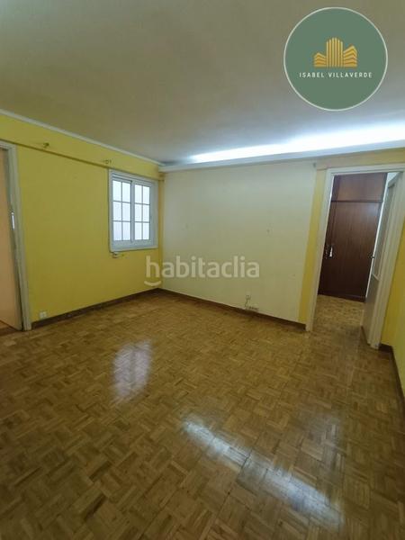 Foto 4b8c7fdd-4ee0-46da-8bfa-53cec1489293. Piso rebajado! piso en venta a pocos metros de la plaza de pontevedra en Coruña (A)