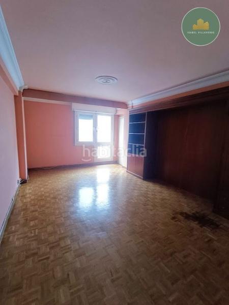 Foto e88103ce-8ee9-49a6-b9e9-1a01a7fd9291. Piso rebajado! piso en venta a pocos metros de la plaza de pontevedra en Coruña (A)