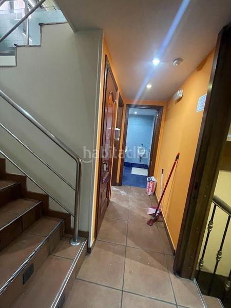 Foto 1fad184b-7c43-444c-b2cb-6ac589cfe4b5. Locale commerciale in Someso - Matogrande Coruña (A)