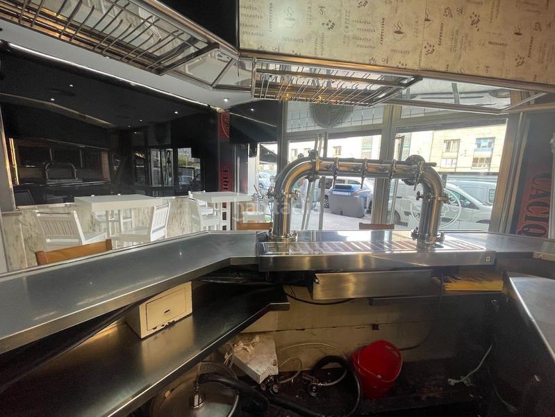 Foto 877fb96a-e852-4c8f-a075-8a4f94623176. Locale commerciale in Someso - Matogrande Coruña (A)