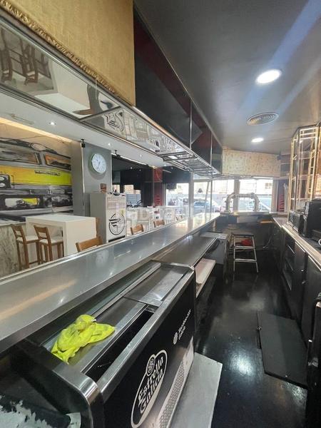 Foto a792456f-59c5-44ff-ba4e-d1f9c9fd1e49. Locale commerciale in Someso - Matogrande Coruña (A)