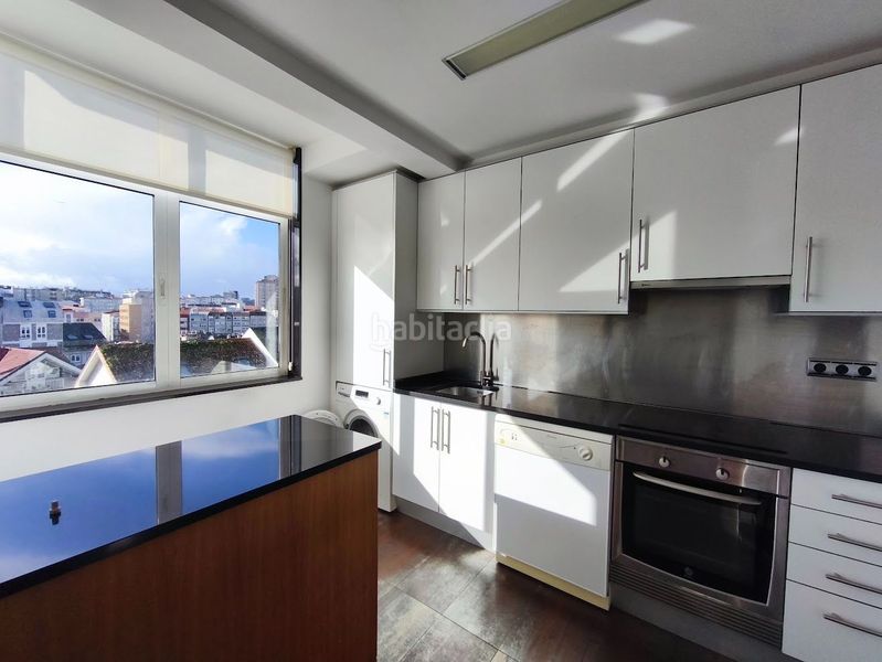 Foto 0c760e46-102f-41eb-ab14-2dec773e6506. Rent flat with heating in Sagrada Familia Coruña (A)