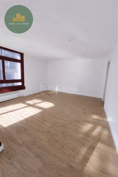 Foto 951deee7-4617-406a-8517-b3a7350a788b. Lloguer pis amb calefacció a Cuatro Caminos - Plaza de la Cubela Coruña (A)