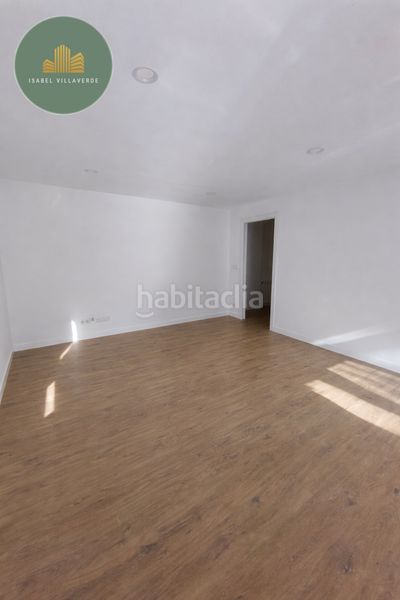 Foto 06139f65-e982-47cc-a855-d717cfac4016. Rent flat with heating in Cuatro Caminos - Plaza de la Cubela Coruña (A)