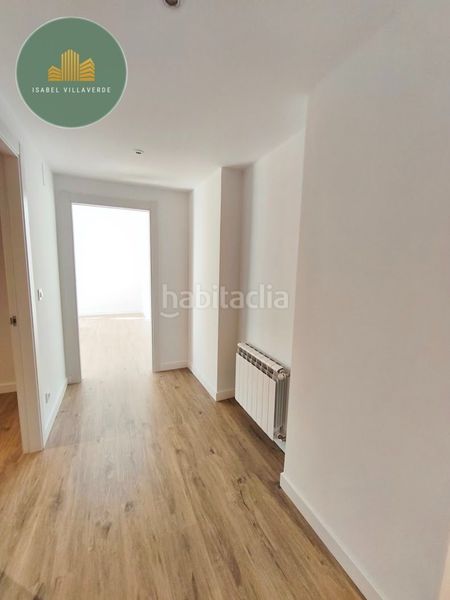 Foto 5df224f3-1900-41e5-9c5a-c0df098bded6. Rent flat with heating in Cuatro Caminos - Plaza de la Cubela Coruña (A)