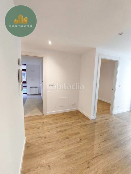 Foto f33ca2ff-964f-4009-8e10-d73d815ccdb4. Rent flat with heating in Cuatro Caminos - Plaza de la Cubela Coruña (A)