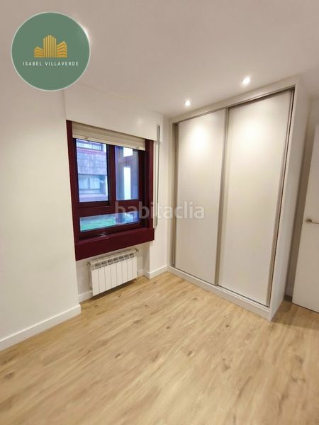 Foto ff0bd74b-6f77-4fe9-ba0d-c82abb61bca6. Rent flat with heating in Cuatro Caminos - Plaza de la Cubela Coruña (A)