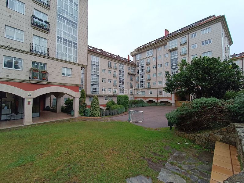 Foto 92ee966b-043f-4522-9688-9eeb852b791e. Rent flat with heating pool in Someso - Matogrande Coruña (A)
