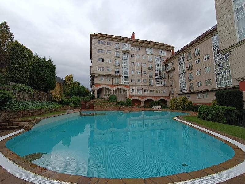 Foto a1ef64e2-7db9-4549-8f57-d262c418954c. Rent flat with heating pool in Someso - Matogrande Coruña (A)