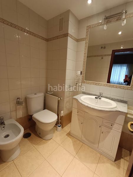 Foto e2b20478-01be-4b5d-add2-6dd52845f8d3. Rent flat with heating pool in Someso - Matogrande Coruña (A)