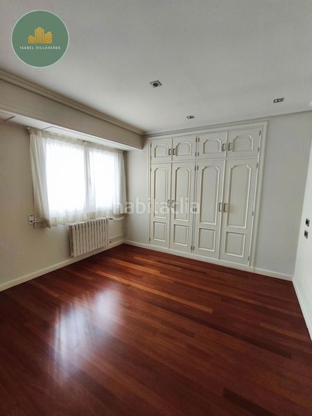 Foto 82b2bd23-962b-4f23-85be-666f16499426. Rent flat with heating in Ensanche Coruña (A)