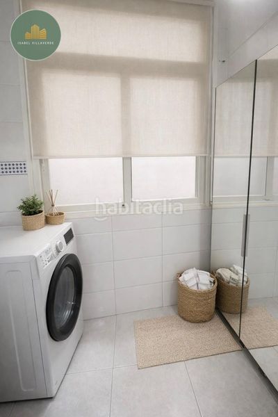 Foto dc056438-6d7e-44e0-a5ce-12015b509f92. Rent flat with heating in Ensanche Coruña (A)