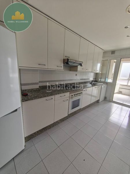 Foto b3ad5c28-06cf-4799-907d-86b308fab2d3. Location duplex avec chauffage dans Someso - Matogrande Coruña (A)
