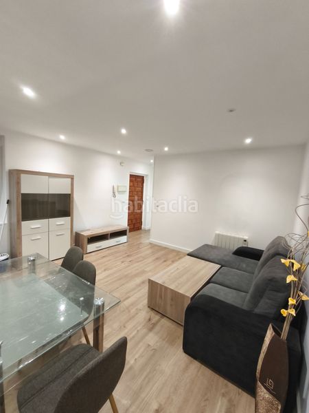 Foto 0cfeb1de-9a16-4382-9e45-6c3a50854ceb. Rent flat with heating in Someso - Matogrande Coruña (A)
