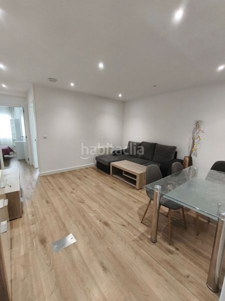 Foto 30bc12ba-9499-4585-ba6c-4ded5f2786db. Rent flat with heating in Someso - Matogrande Coruña (A)