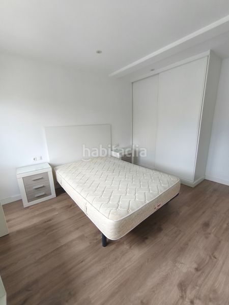 Foto 6e974f34-1d2e-47c5-bfb9-8d13f1a8c80b. Rent flat with heating in Someso - Matogrande Coruña (A)