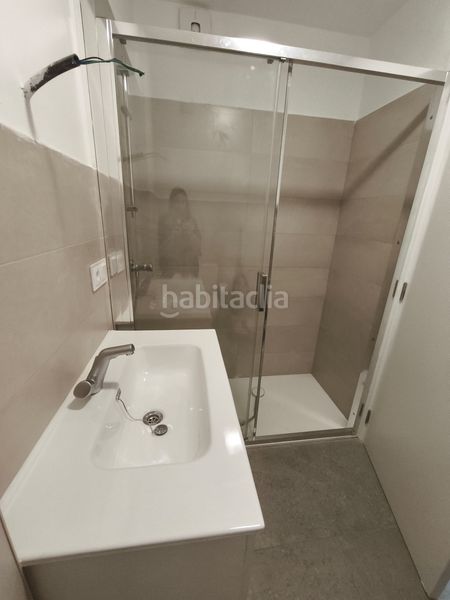 Foto bc8a5cbf-73b0-4969-aedb-3b05786650b9. Rent flat in Someso - Matogrande Coruña (A)