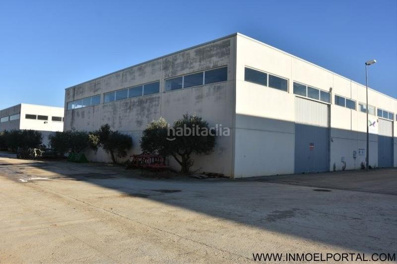 Foto 011839b2-2935-4ea9-b0f5-e08b0bdb8b1b. Nave industrial  en Olite