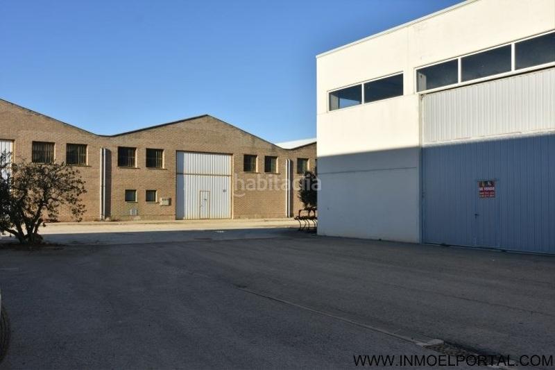 Foto 01b0e6d3-0080-4e87-bb29-fd9f3f3e4b73. Nave industrial  en Olite