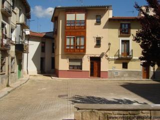 Appartement à Tafalla. Piso en tafalla en el centro con ascensor