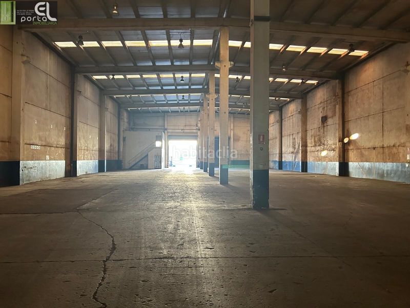 Foto d5df9a9c-64d0-454e-9dd5-c28cd1a1cd56. Location bâtiment à usage industriel dans Tafalla