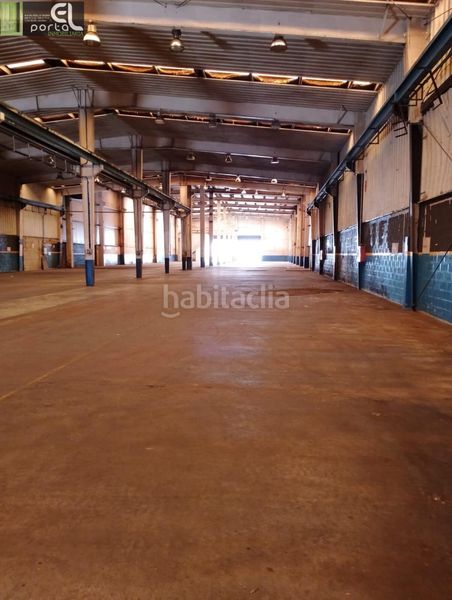 Foto eed43a74-e5a9-4c49-978b-5f06c08f792d. Location bâtiment à usage industriel dans Tafalla