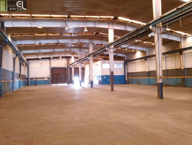 Foto fad179b9-b8a8-4b80-b62c-dd0b30f21332. Location bâtiment à usage industriel dans Tafalla