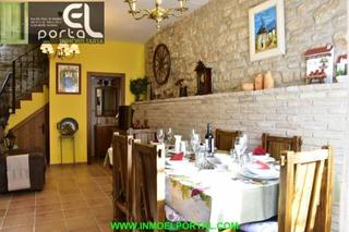 Masia a San Martín de Unx. San martín de unx casa piedra