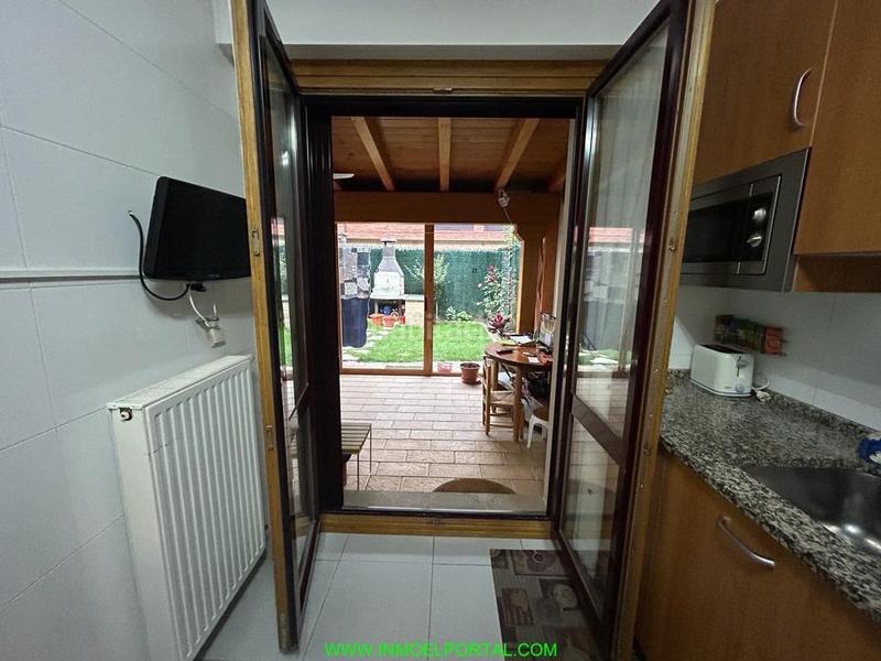 Foto 3f08f712-90fe-4cea-9ba6-66ea24e11393. Casa adosada adosado en Olite