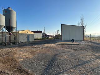 Terreny residencial a Caparroso. Suelo uso industrial